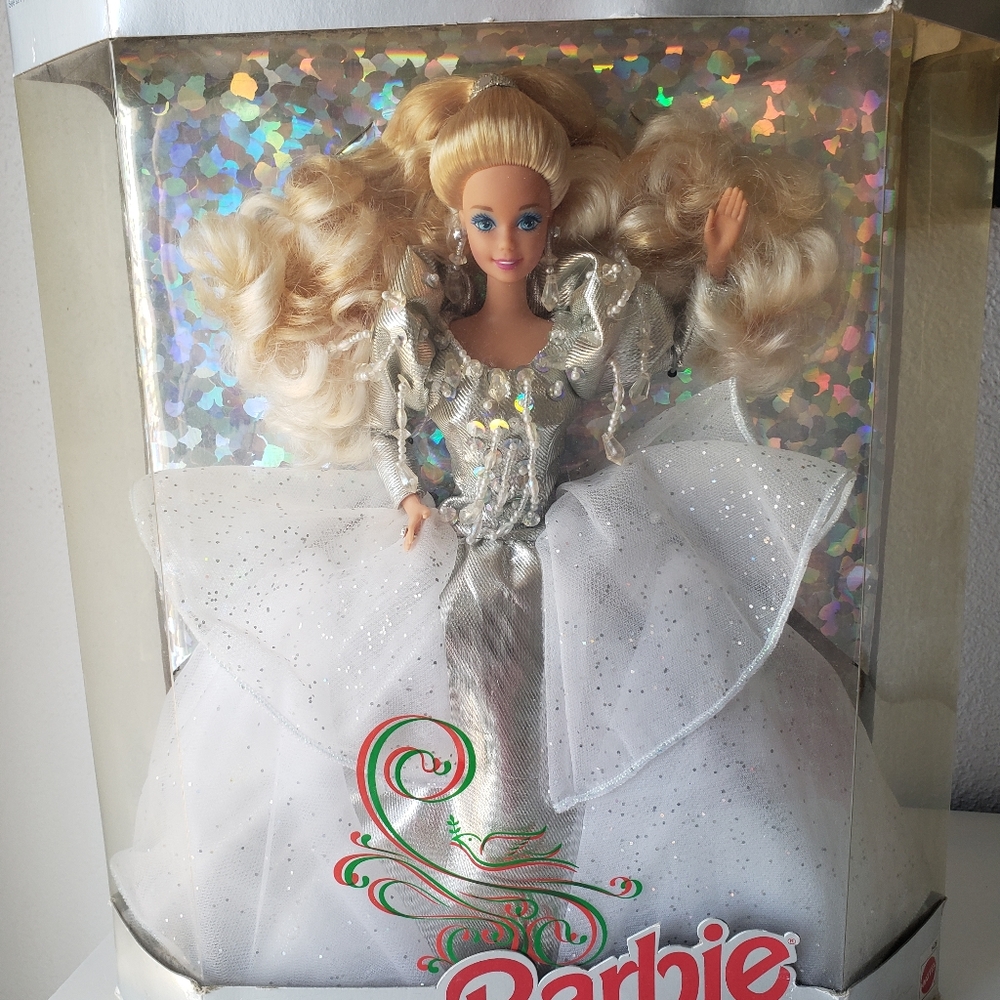 Vintage 1992 Happy Holidays Barbie